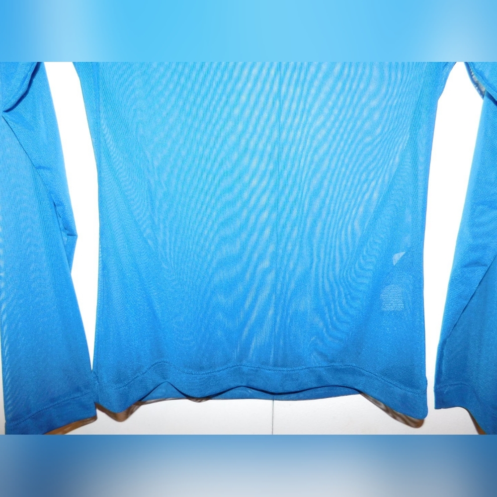 Mesh LS TNeck - Picture 9 of 12